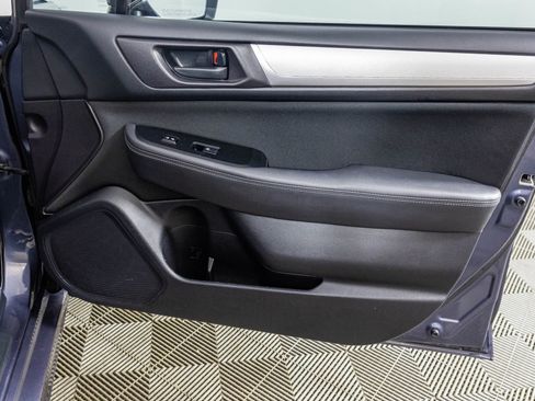 Used 2017 Subaru Legacy 2.5i image 43