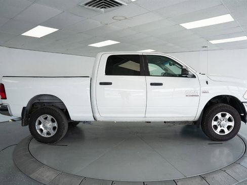 Used 2016 RAM 2500 SLT w/ Protection Group AWD/4WD image 9
