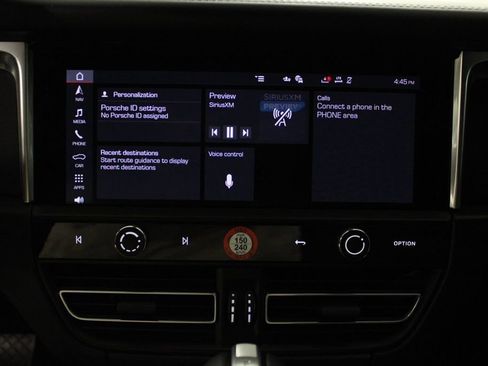 Certified 2025 Porsche Macan GTS image 27