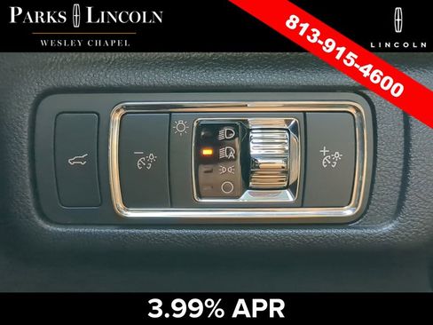 Certified 2022 Lincoln Corsair FWD w/ Equipment Group 101A image 25