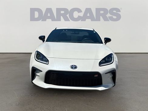 Used 2024 Toyota GR86 Premium RWD image 2