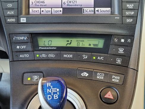 Used 2010 Toyota Prius Five FWD image 25