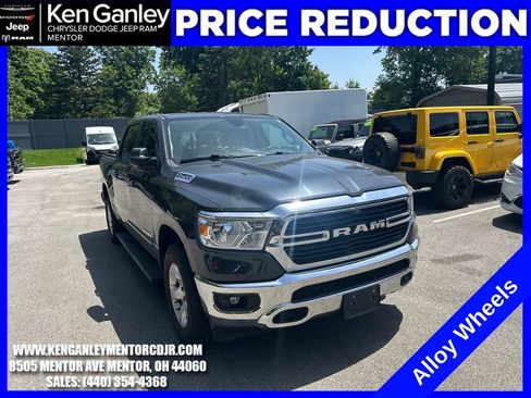 Used 2020 RAM 1500 Big Horn AWD/4WD image 1