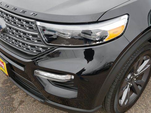 Certified 2024 Ford Explorer XLT w/ Equipment Group 202A image 16