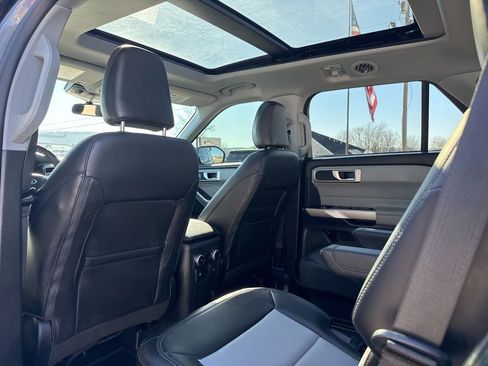 Used 2023 Ford Explorer XLT w/ Equipment Group 202A image 23