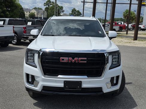Used 2022 GMC Yukon SLE w/ Gmc Pro Safety Plus Package RWD image 2