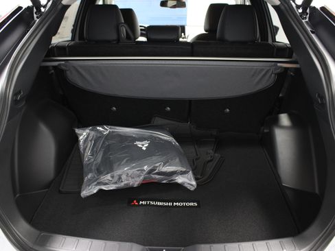 New 2026 Mitsubishi Eclipse Cross SE image 13