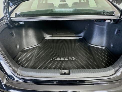 Used 2025 Honda Accord EX-L image 28