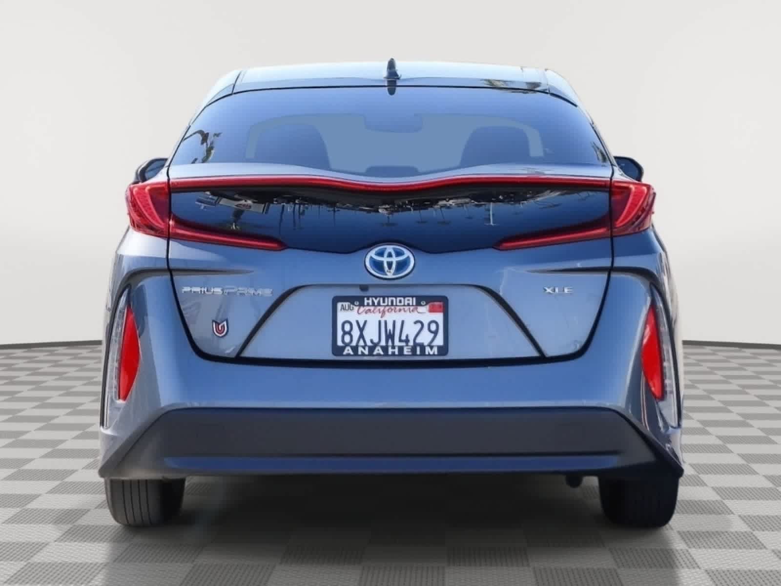Used 2022 Toyota Prius Prime XLE FWD image 8