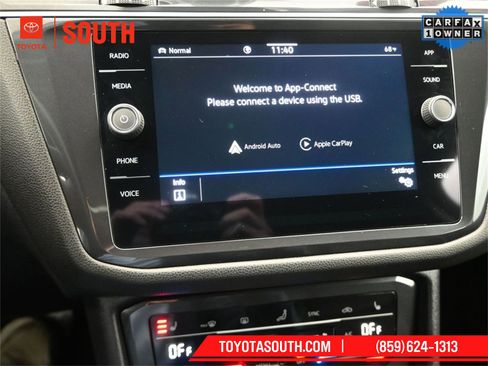 Used 2024 Volkswagen Tiguan SE image 15