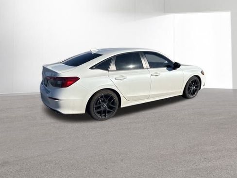 Used 2023 Honda Civic Sport image 18