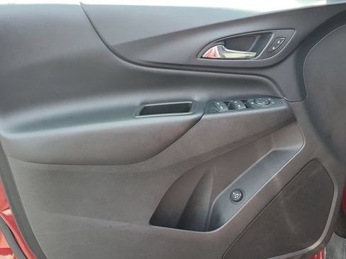 Certified 2019 Chevrolet Equinox LT w/ Driver Convenience Package FWD image 20