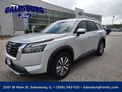 Used 2025 Nissan Pathfinder SL