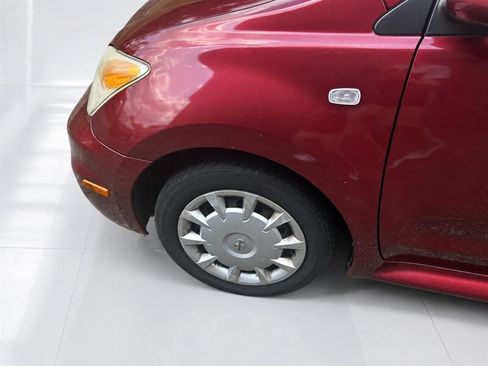Used 2006 Scion xA FWD image 17