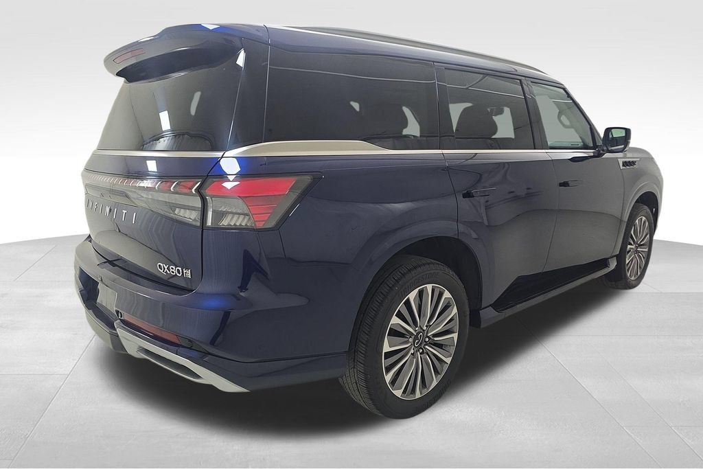 Used 2025 INFINITI QX80 Sensory AWD/4WD image 9