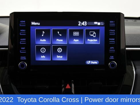 Used 2022 Toyota Corolla Cross LE w/ Black Badges Package (TMS) AWD/4WD image 17