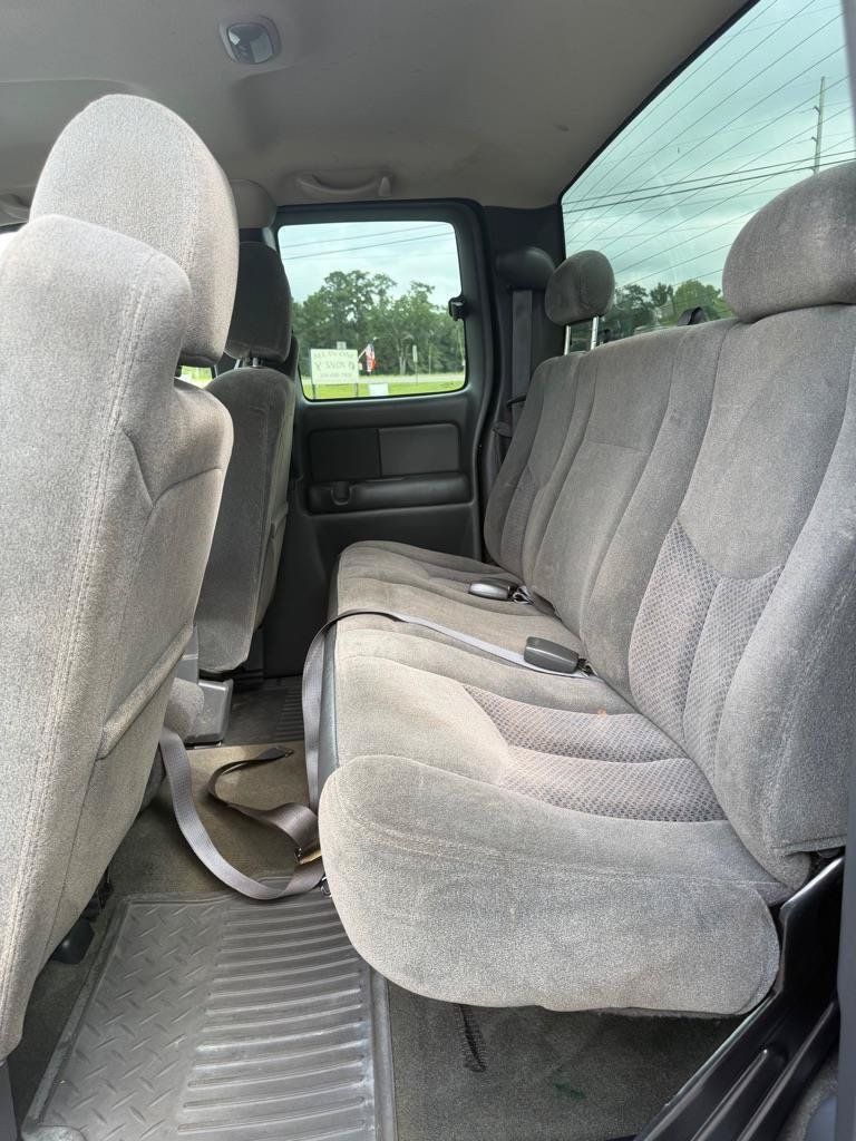 Used 2003 Chevrolet Silverado 1500 LS RWD image 13