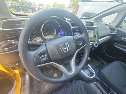 Used 2019 Honda Fit LX image 7