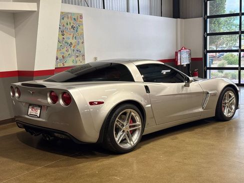 Used 2007 Chevrolet Corvette Z06 w/ Preferred Equipment Group RWD image 28