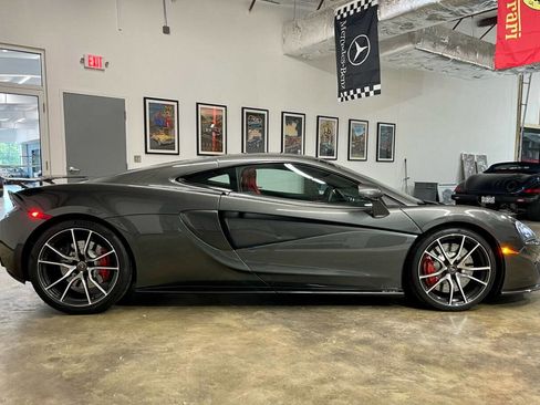 Used 2017 McLaren 570S image 6