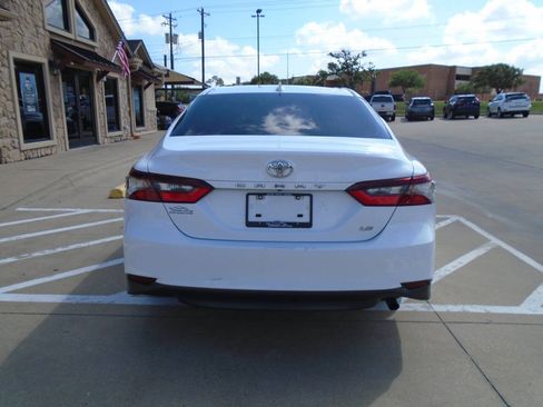 Used 2023 Toyota Camry LE FWD image 6
