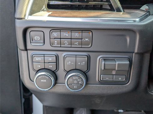 New 2026 Chevrolet Tahoe Premier image 19