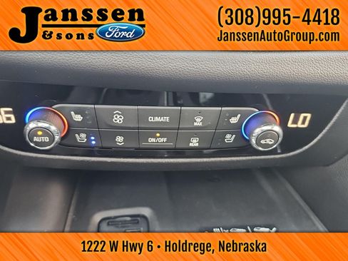 Used 2021 Buick Enclave Avenir FWD image 31