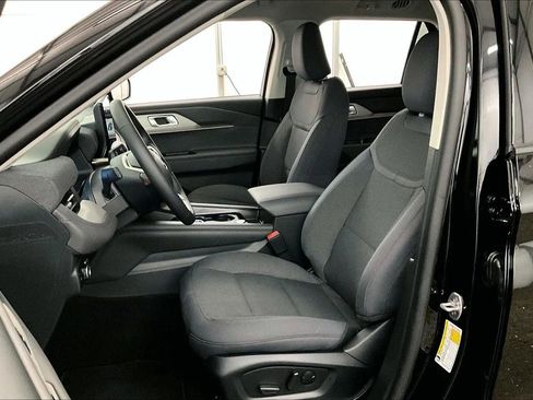 New 2026 Ford Explorer Active image 24