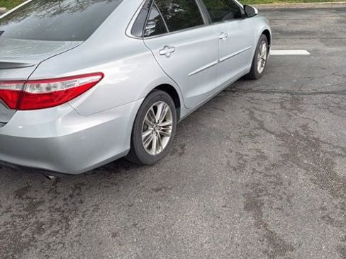 Used 2017 Toyota Camry SE w/ Protection Package (Q2) image 4