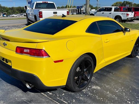 Used 2015 Chevrolet Camaro LT w/ 1LT Preferred Package RWD image 3
