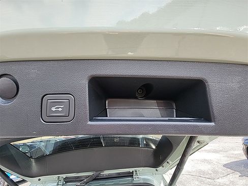 New 2026 Chevrolet Equinox ACTIV w/ Convenience Package III image 34