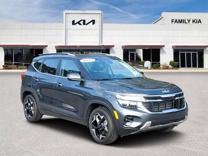 Certified 2025 Kia Seltos EX