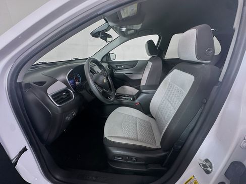 Used 2022 Chevrolet Equinox LT image 13