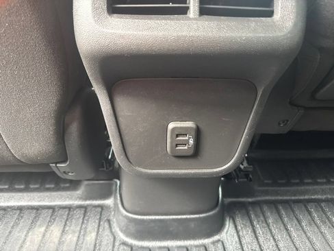 Used 2022 GMC Terrain SLE AWD/4WD image 12