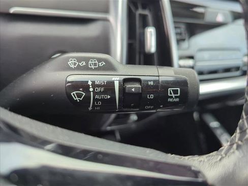 Used 2023 Kia Sorento SX AWD/4WD image 19