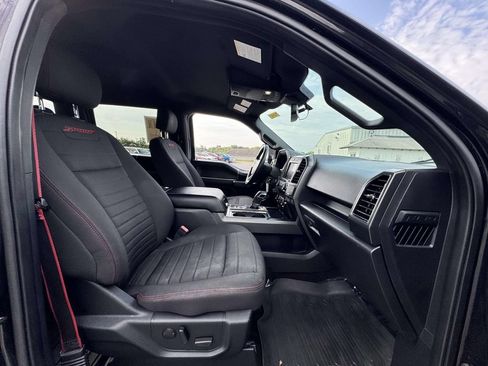Used 2019 Ford F150 XLT w/ Equipment Group 302A Luxury AWD/4WD image 15