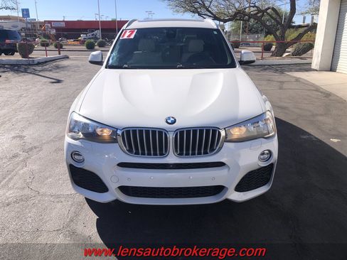 Used 2017 BMW X3 xDrive28i image 3