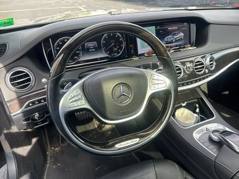 Used 2016 Mercedes-Benz S 550 4MATIC Sedan image 5