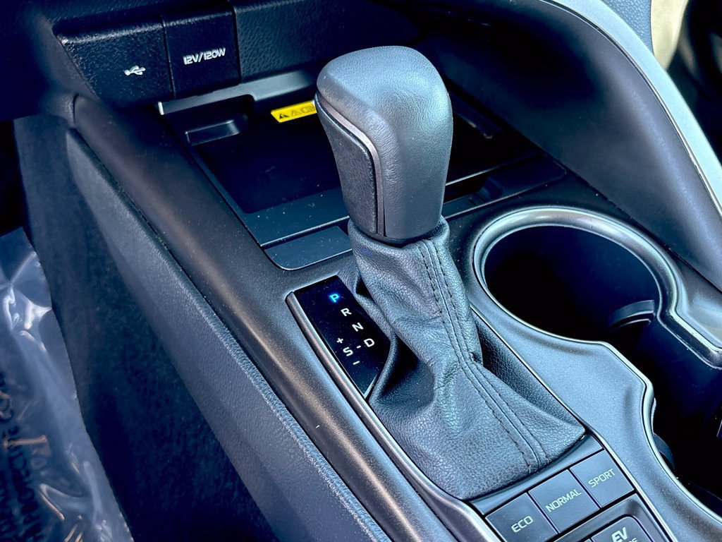 Used 2024 Toyota Camry SE w/ Audio Upgrade Package FWD image 22