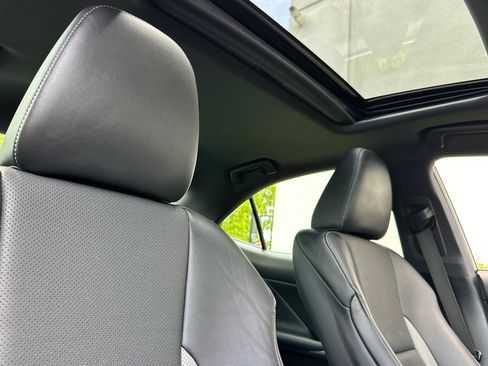 Used 2020 Lexus IS 300 F Sport w/ Blackline Edition RWD image 15