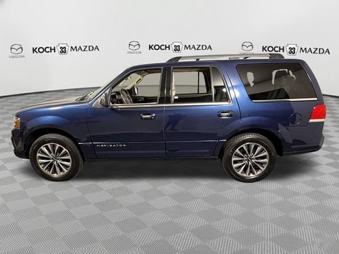 Used 2015 Lincoln Navigator 4WD image 9