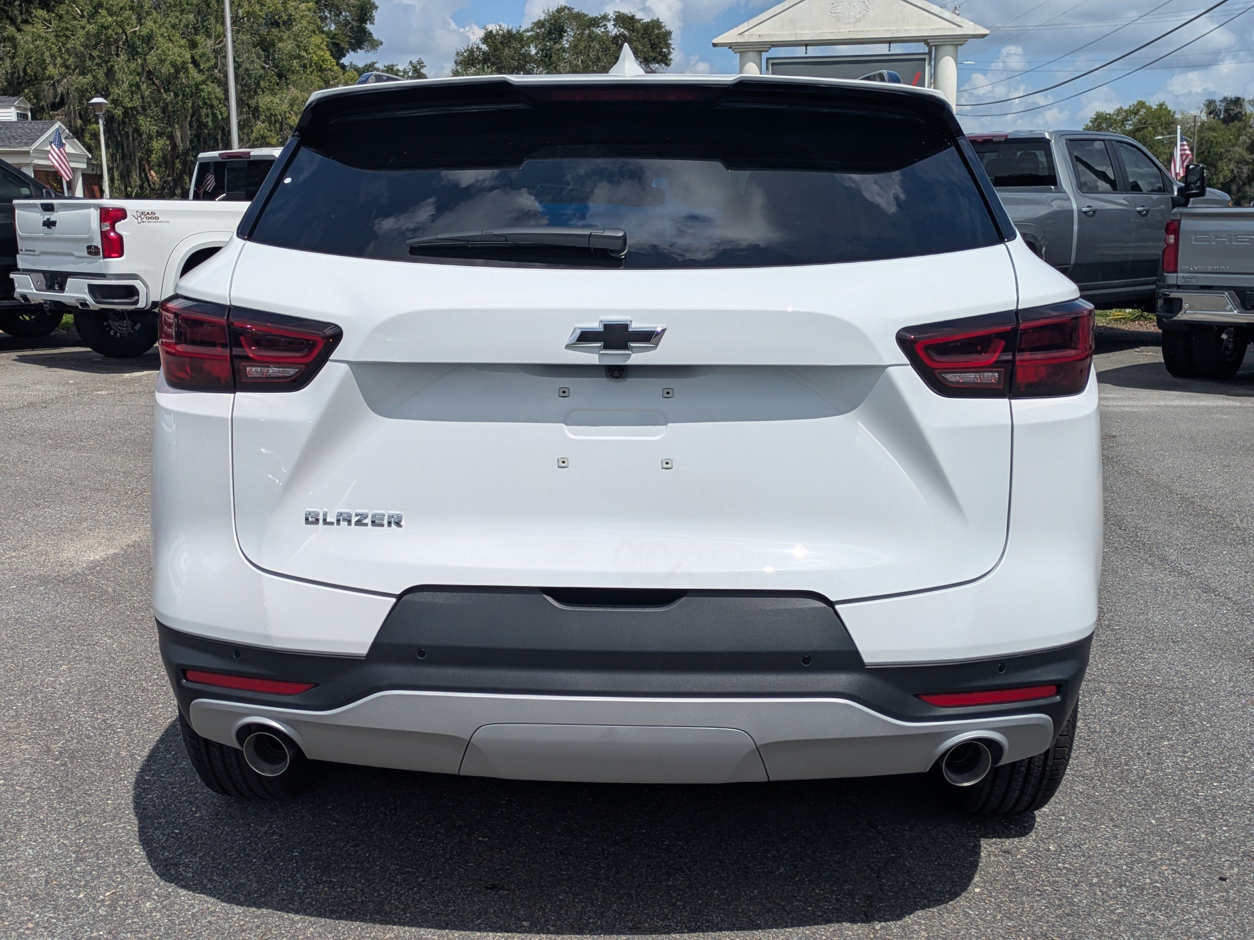 New 2026 Chevrolet Blazer LT w/ Convenience Package FWD image 5
