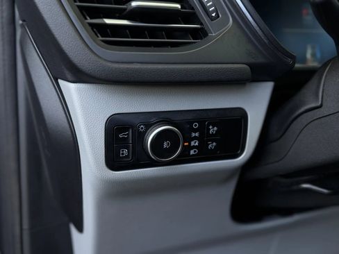 Used 2023 Ford Escape SE w/ PHEV Premium Package image 29