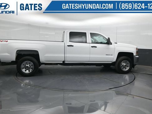 Used 2017 Chevrolet Silverado 3500 W/T AWD/4WD image 3
