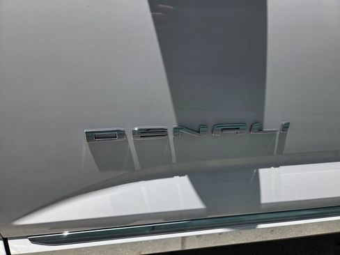 Used 2026 GMC Terrain Denali AWD/4WD image 3