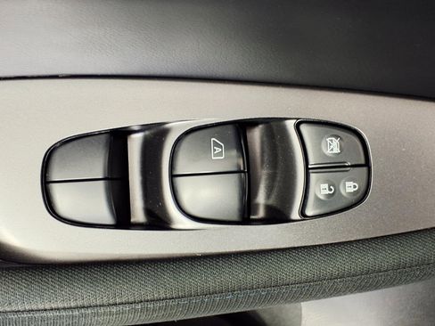 Used 2022 Nissan Leaf S Plus image 15