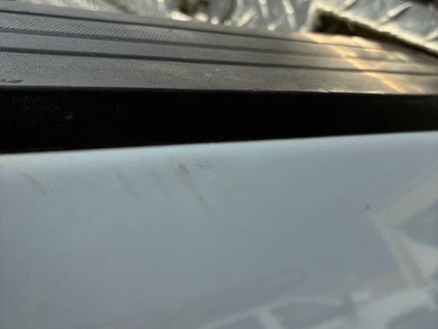 Used 2022 Chevrolet Silverado 1500 Custom AWD/4WD image 10