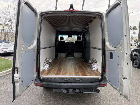 Used 2024 Mercedes-Benz Sprinter 144 Cargo w/ Parking Package image 15