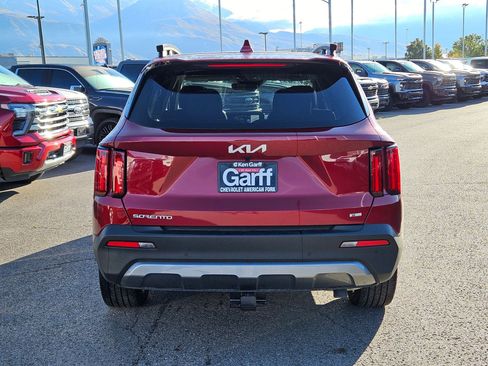 Used 2023 Kia Sorento SX Prestige image 5