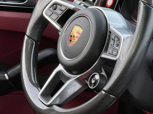 Certified 2022 Porsche Cayenne Coupe image 23